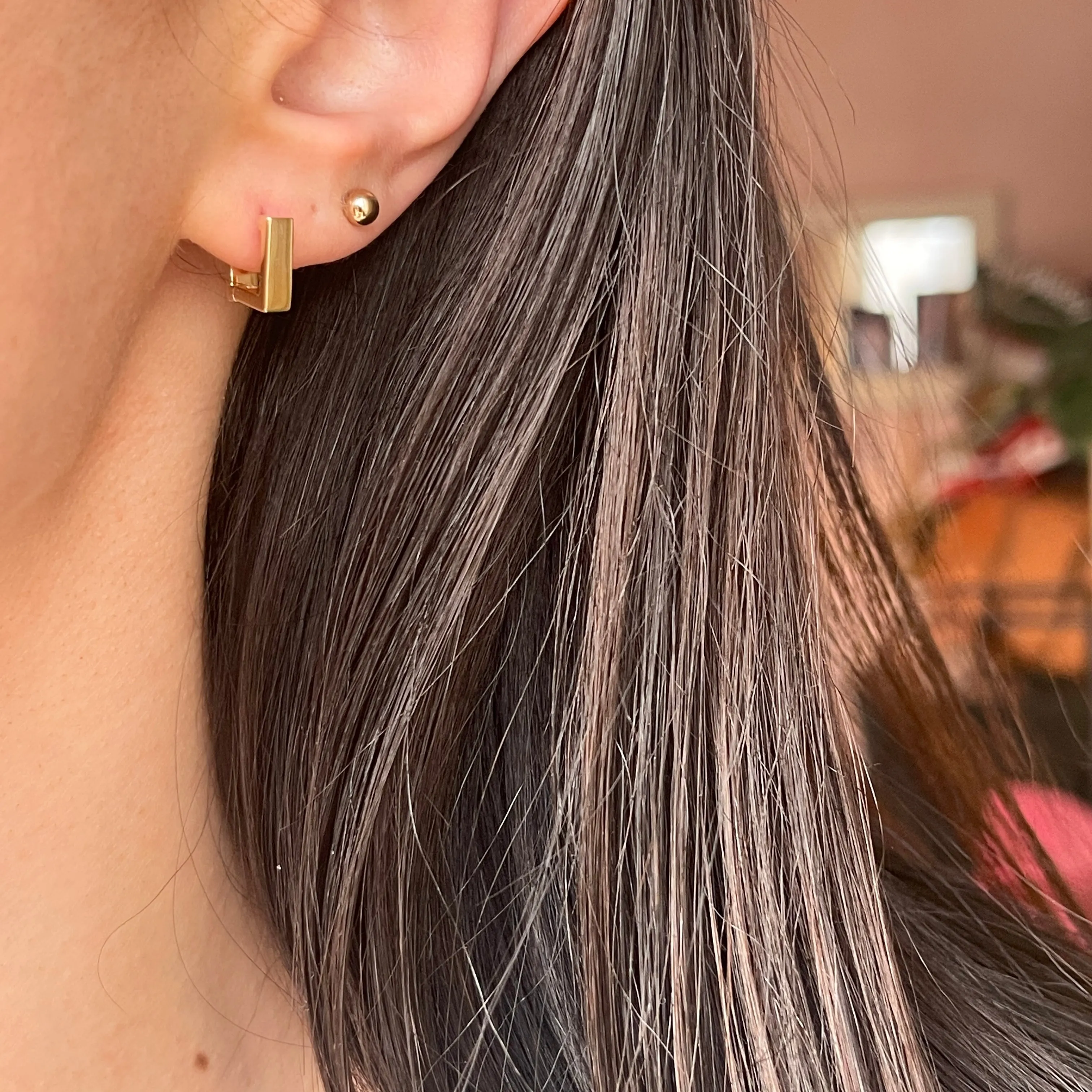14KT Yellow Gold Mini Square Shape Huggie Hoop Earrings 10mm