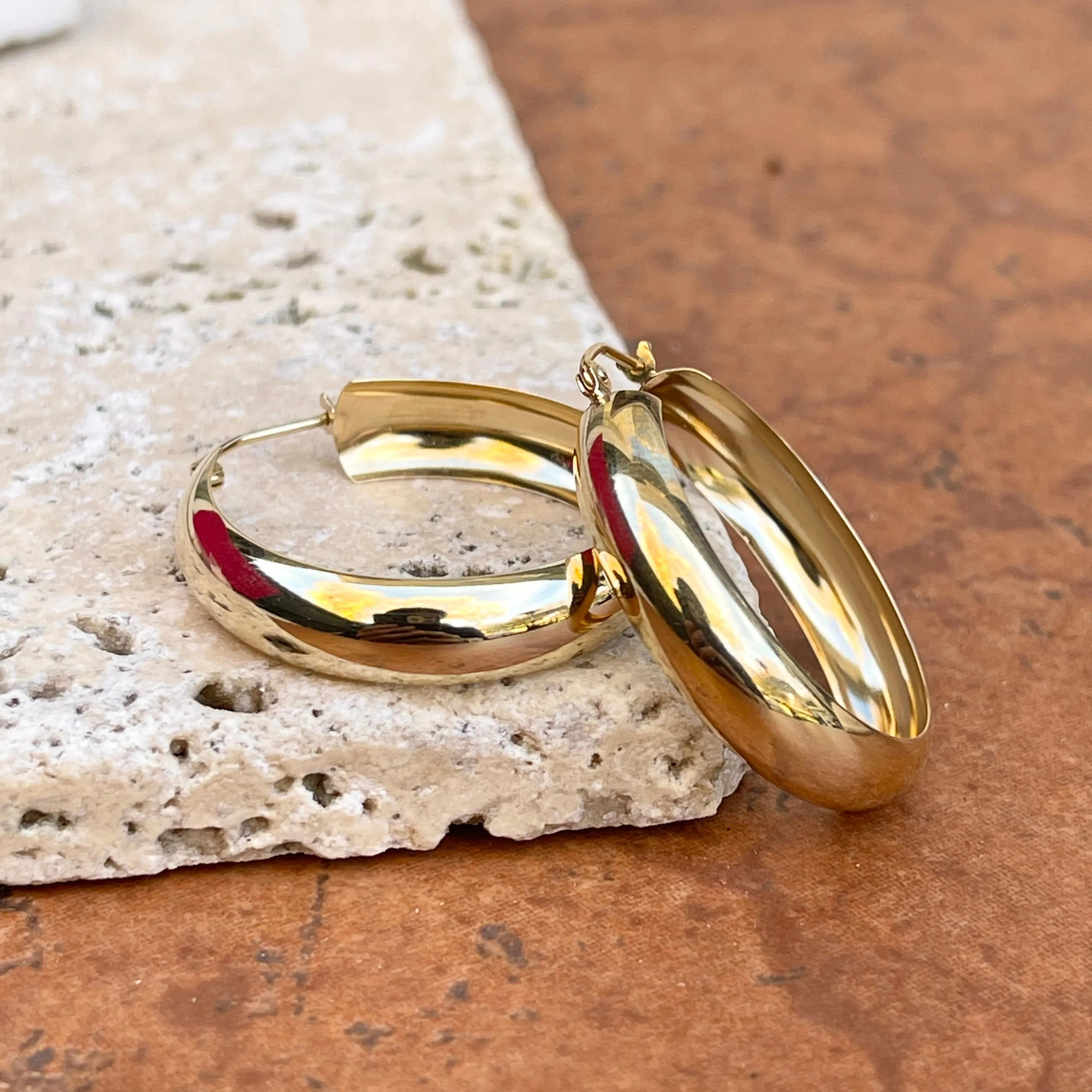 14KT Yellow Gold Shiny Rounded 6.75mm Wide Hoop Earrings 28mm