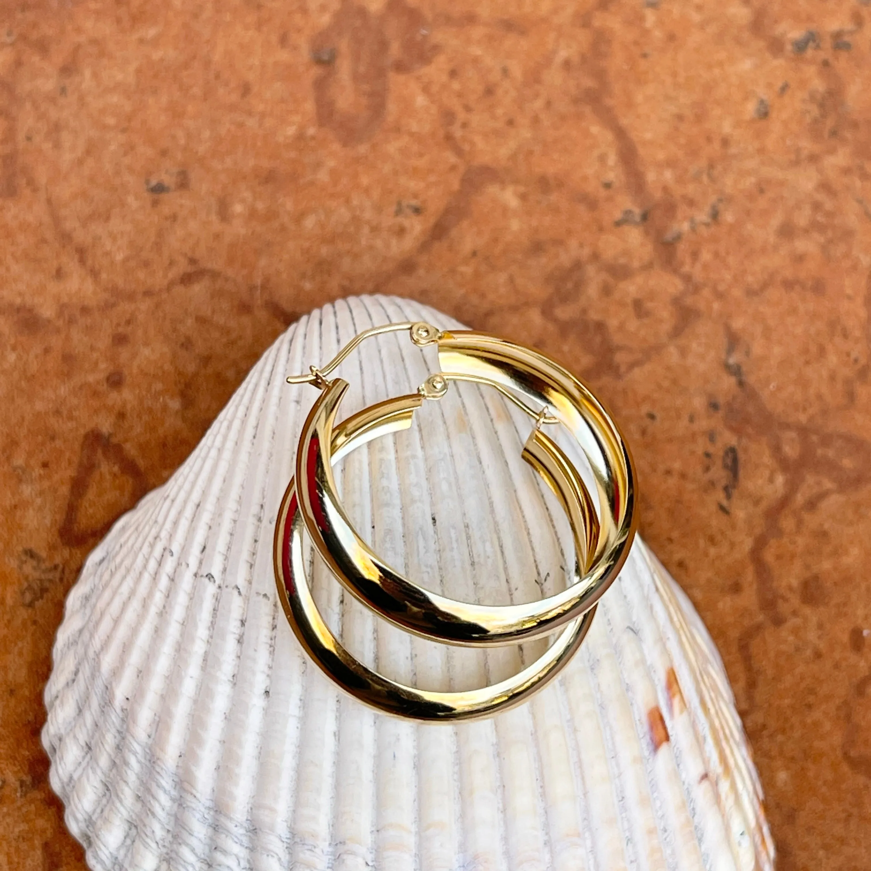 14KT Yellow Gold Shiny Rounded 6.75mm Wide Hoop Earrings 28mm