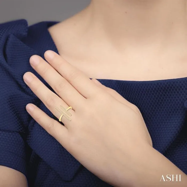 1/6 ctw Open Double Bar Round Cut Diamond Fashion Ring in 10K Yellow Gold