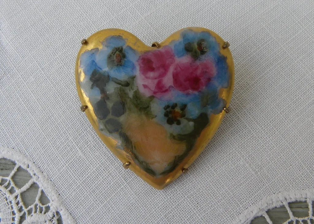 Antique Victorian Edwardian Hand Painted Pink Rose and Pansies Heart Brooch Pin