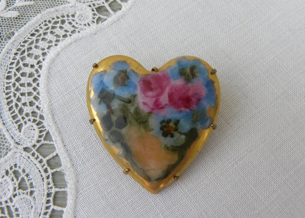 Antique Victorian Edwardian Hand Painted Pink Rose and Pansies Heart Brooch Pin