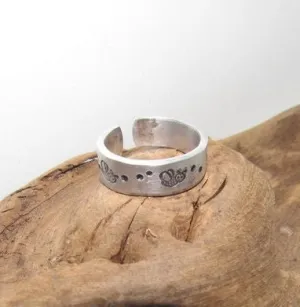 Bee's Inspirational Ring, Bee keeper gift, Nature Inspirational Ring ,Personalized Silver Hand Stamped Ring, Aluminum Hand Stamped Ring