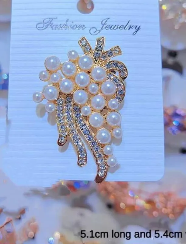 Brooches Collection 003 (25 82-112) - Thai Dress Brooches and Jewellry