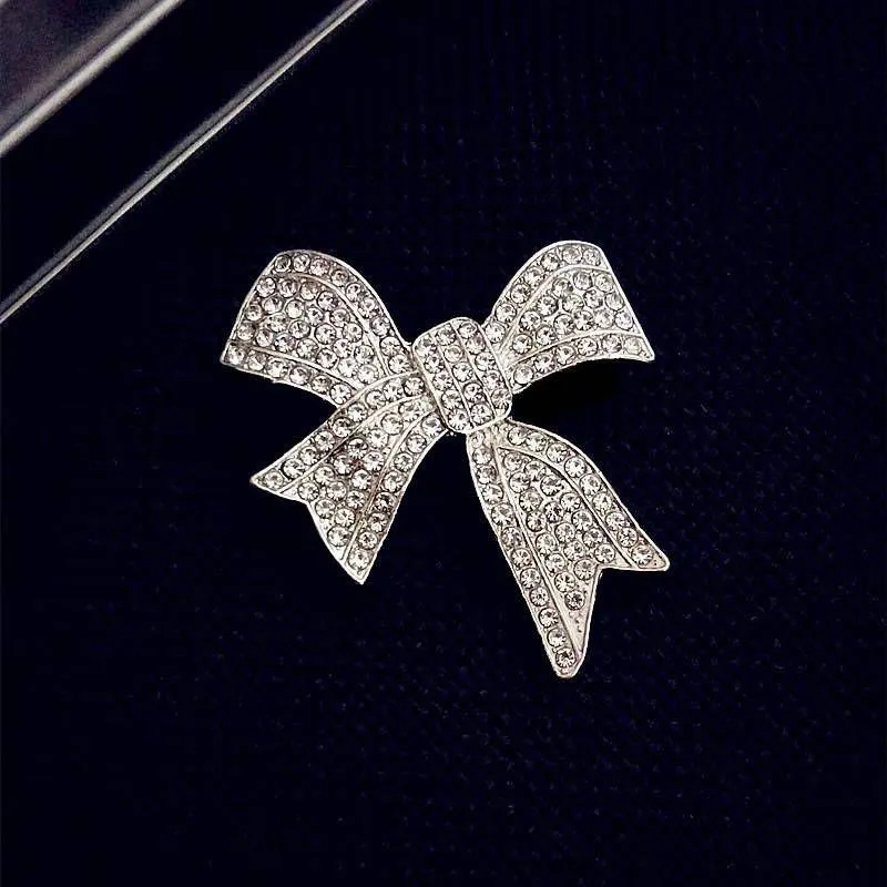 Brooches Collection 003 (25 82-112) - Thai Dress Brooches and Jewellry