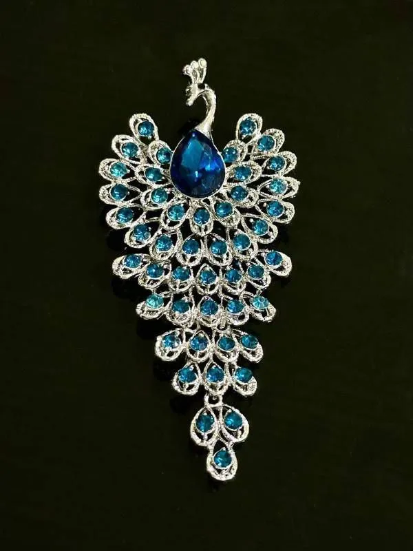 Brooches Collection 004 (60 1-27) - Thai Dress Brooches and Jewellry