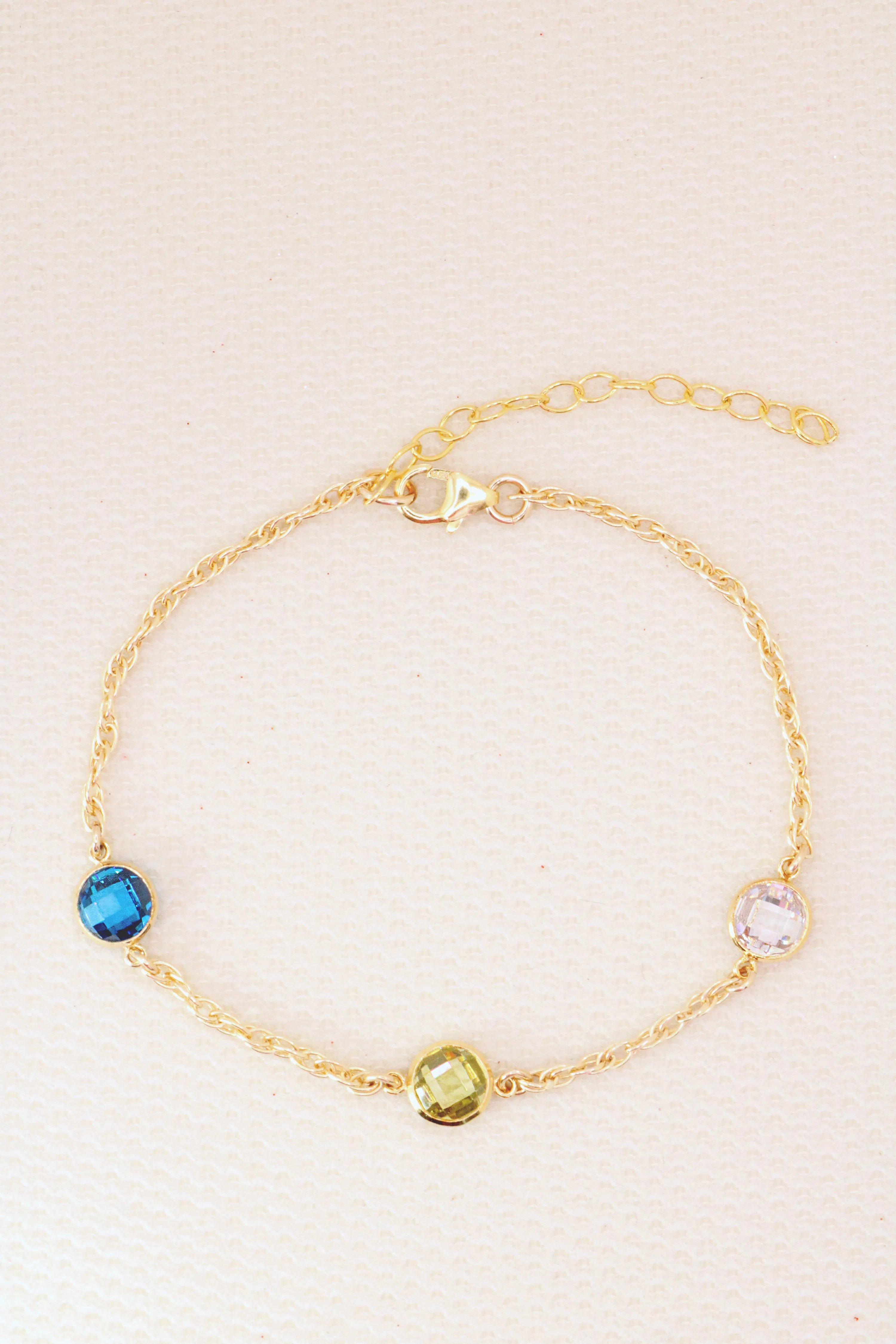 checkered birthstone bracelet { gold }