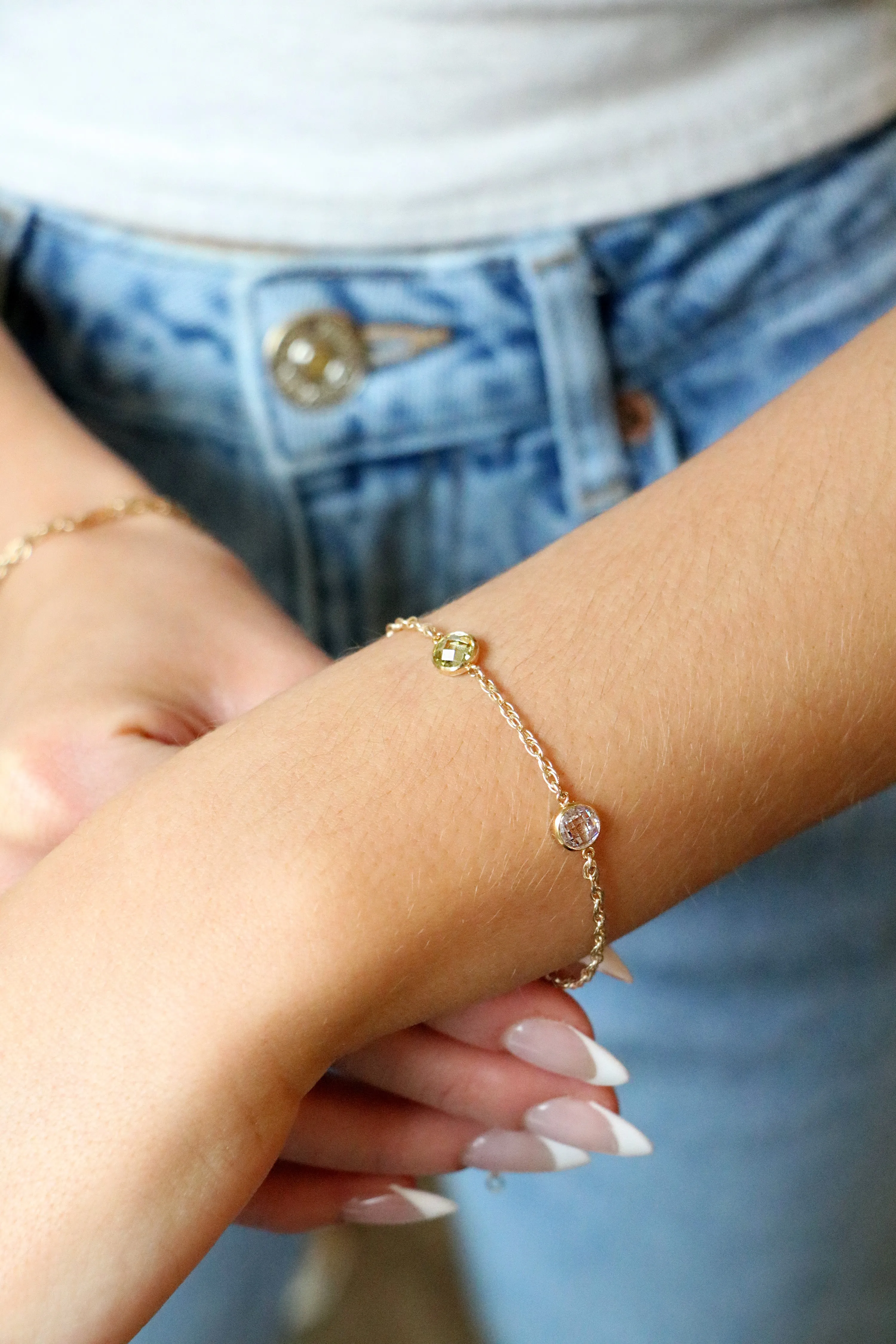 checkered birthstone bracelet { gold }