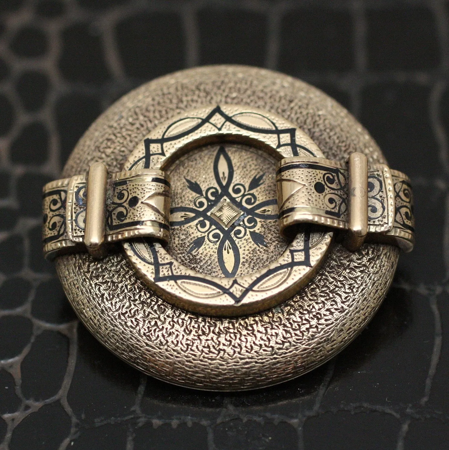 Circa 1870 14K Taille d'Epargné Pin/Pendant
