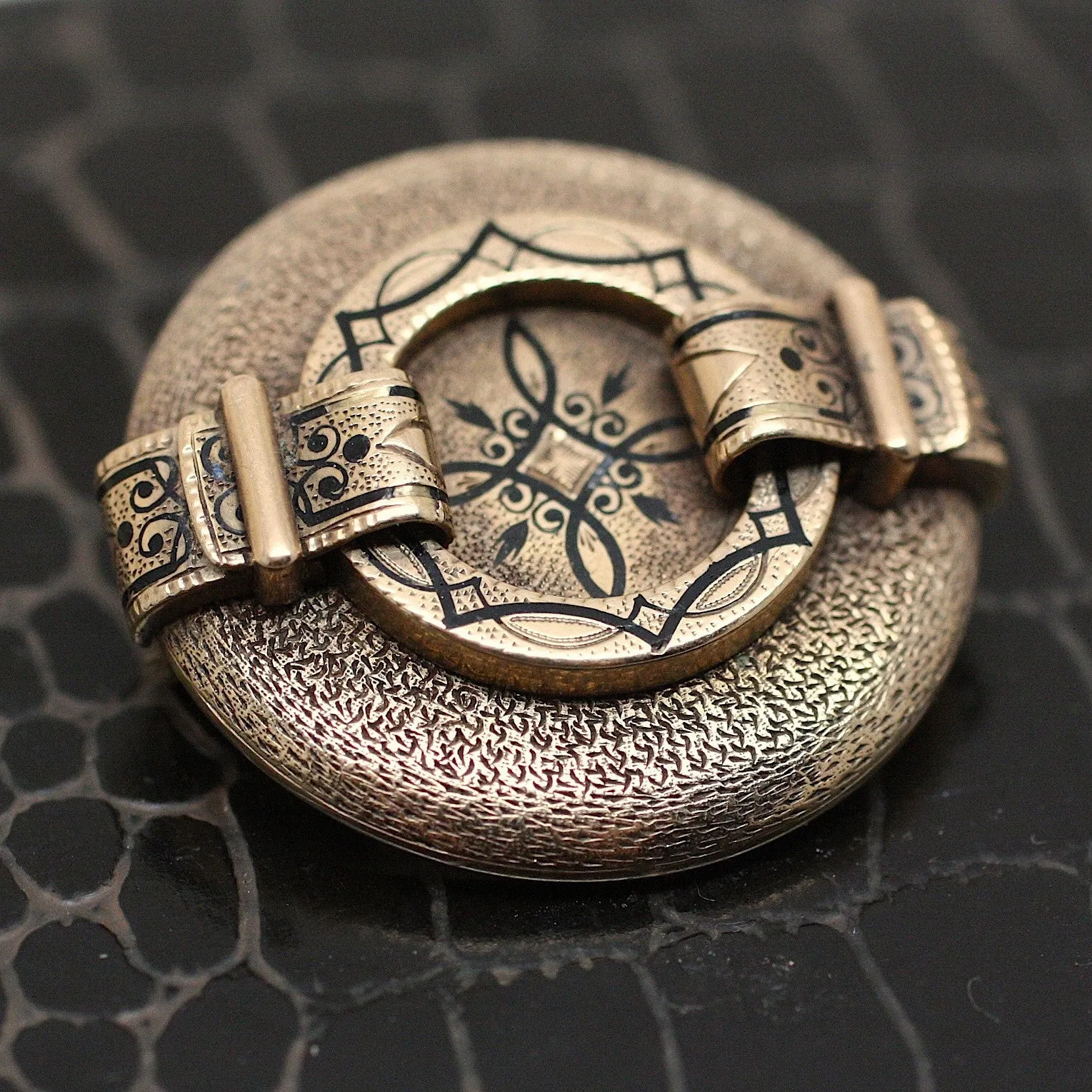 Circa 1870 14K Taille d'Epargné Pin/Pendant