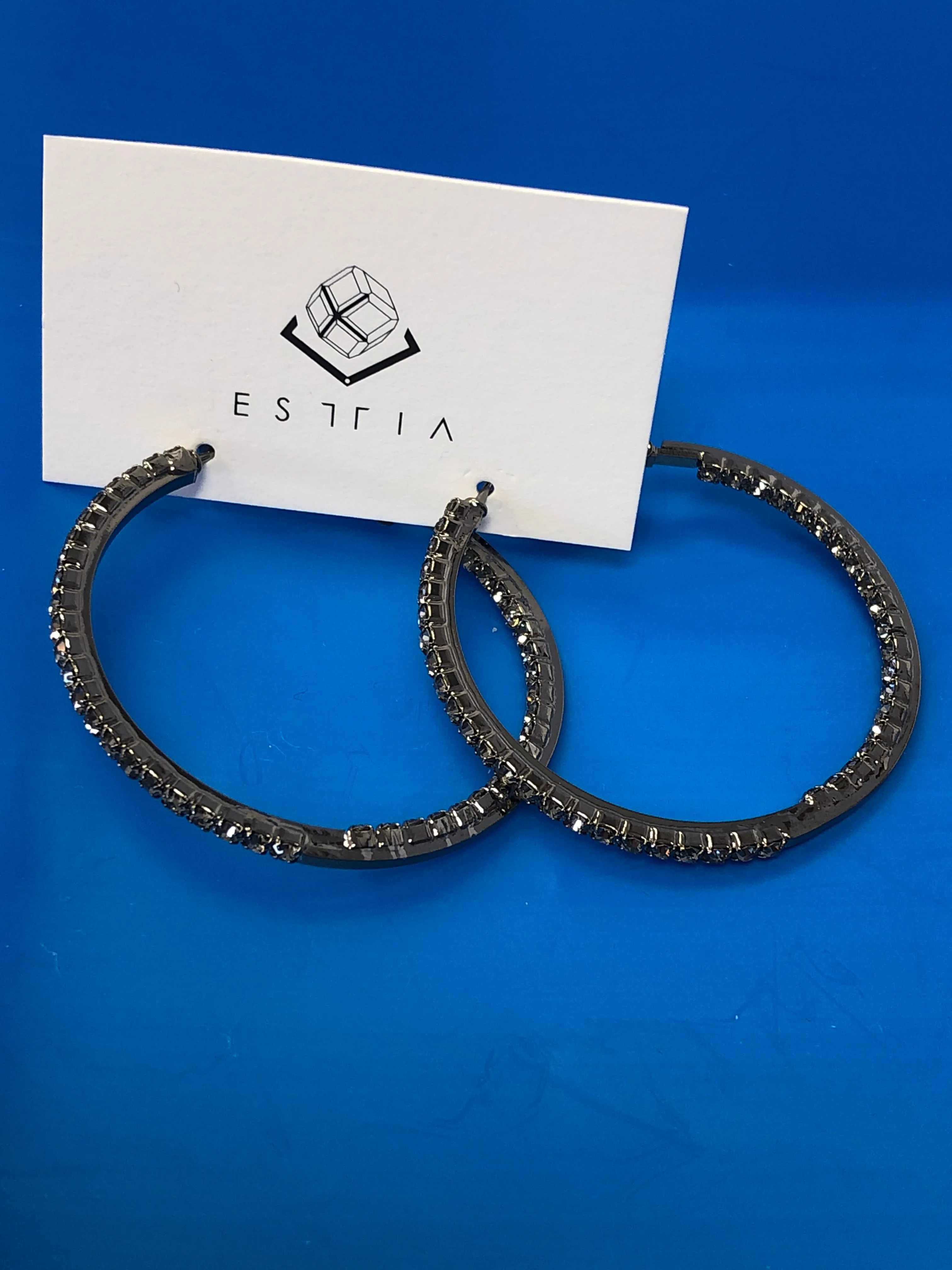 CIRCLE HOOP SMOKY EARRING