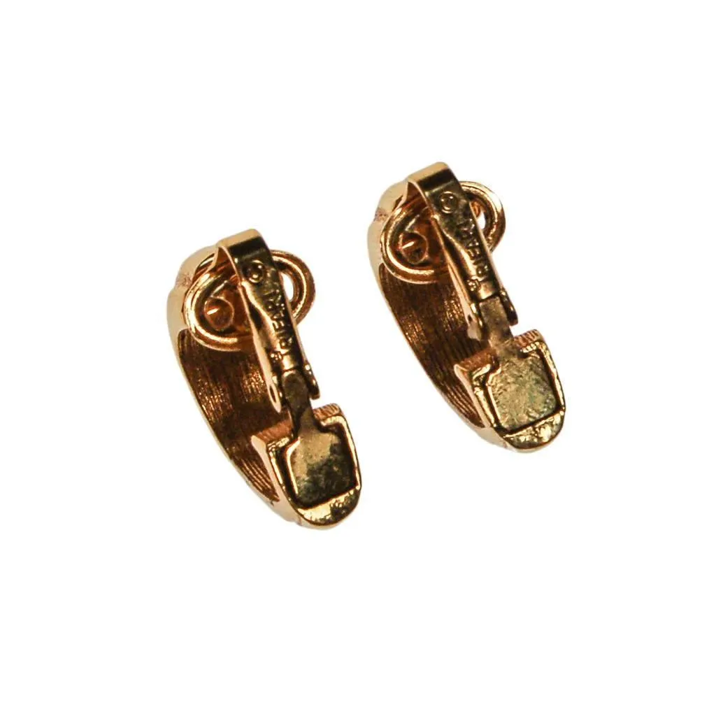 Crown Trifari Gold Ribbed Hoop Earrings