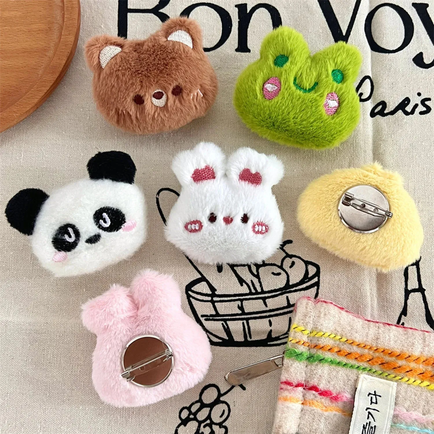Cute Cartoon Plush Bear Frog Chicken Rabbit Panda Brooch For Girl Clothes Badge Pins Backpacks Pendant Decoration Accessories