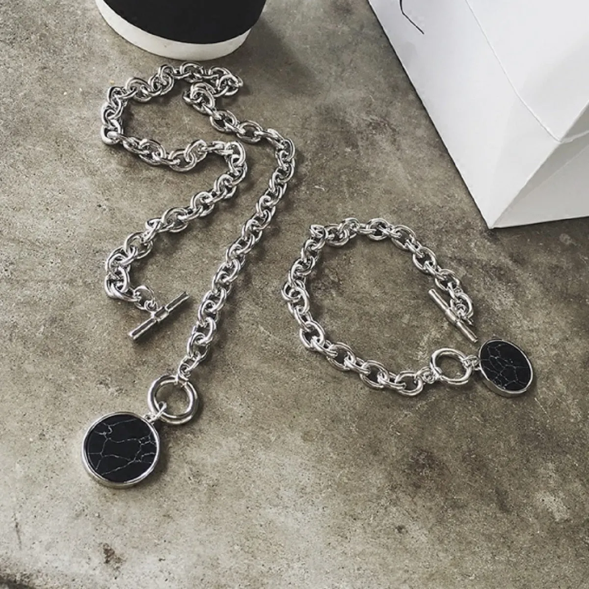 Elegant Designer Made Chain Linked Pendant/ Bracelet