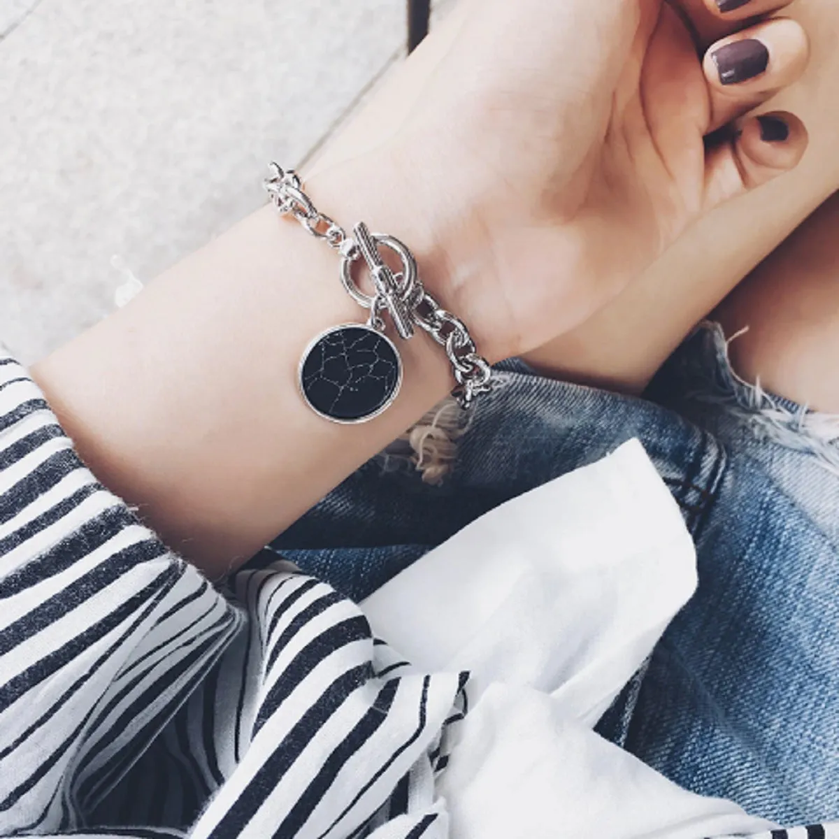 Elegant Designer Made Chain Linked Pendant/ Bracelet