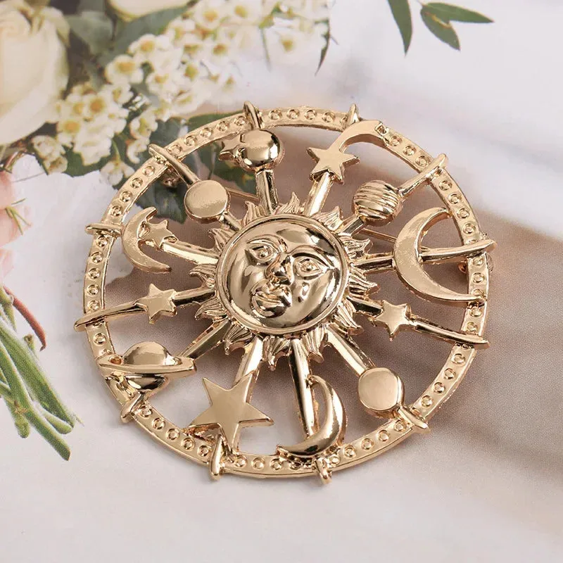 European Retro Sun God Brooch Creative Sun Moon Stars Christmas Pin Baroque Style Badge Brooch Brooches for Women
