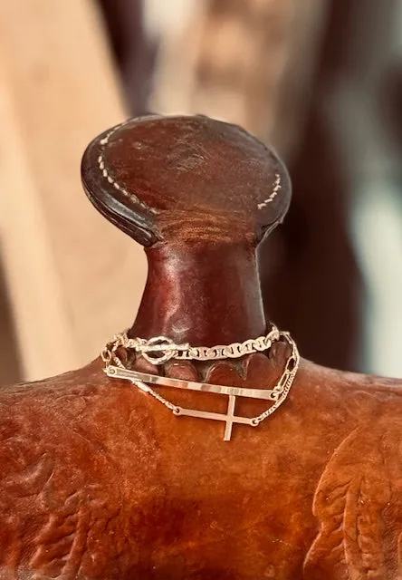 GOLDEN CROSS STACK BRACELET SET