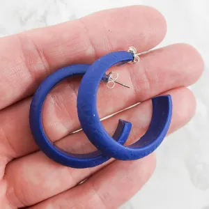 Hoop Earrings Medium - Navy Blue