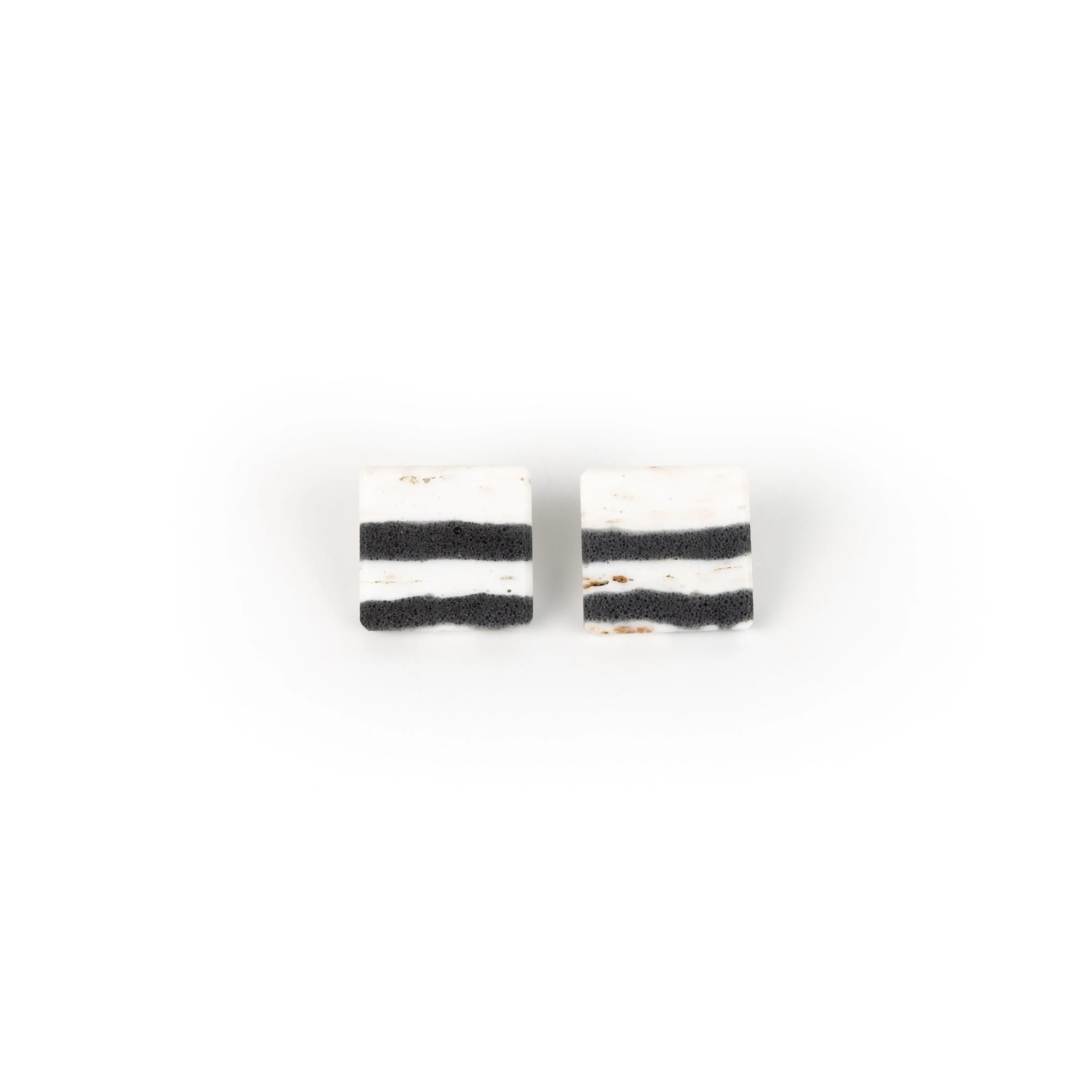 Jaclyn Marie Harris Square Stud Earrings (M)