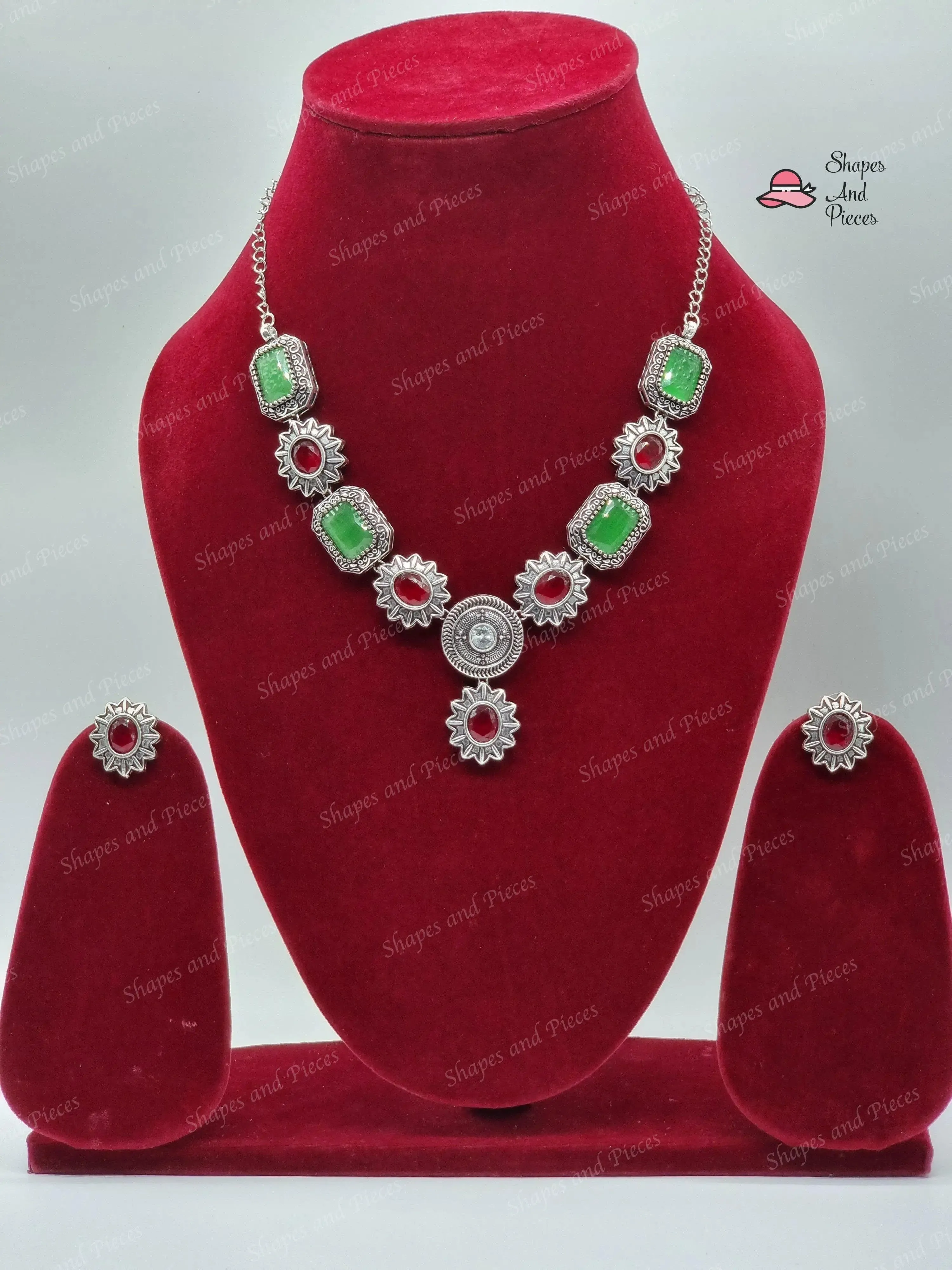 Jessy Necklace