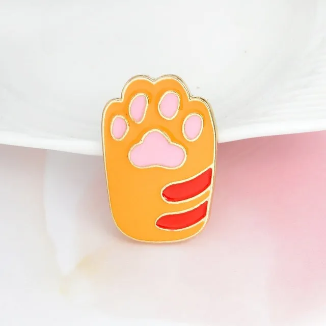 Kawaii Cat Claw Pin