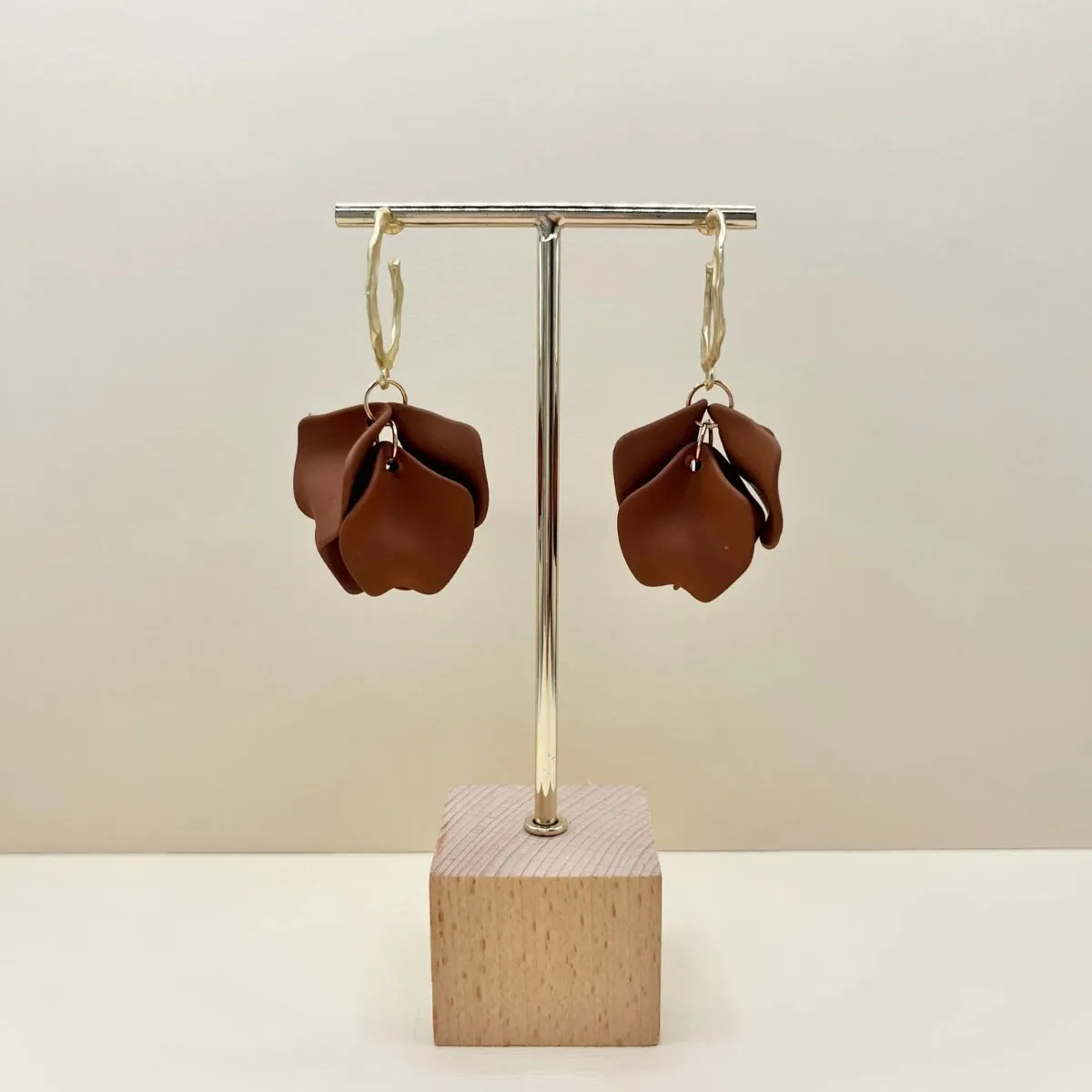 Louisa Petal Earrings (Chocolate)