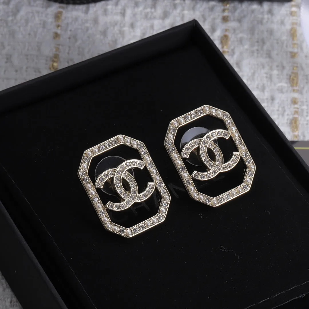 Luxury CC Full Rhinestone Square Earrings
