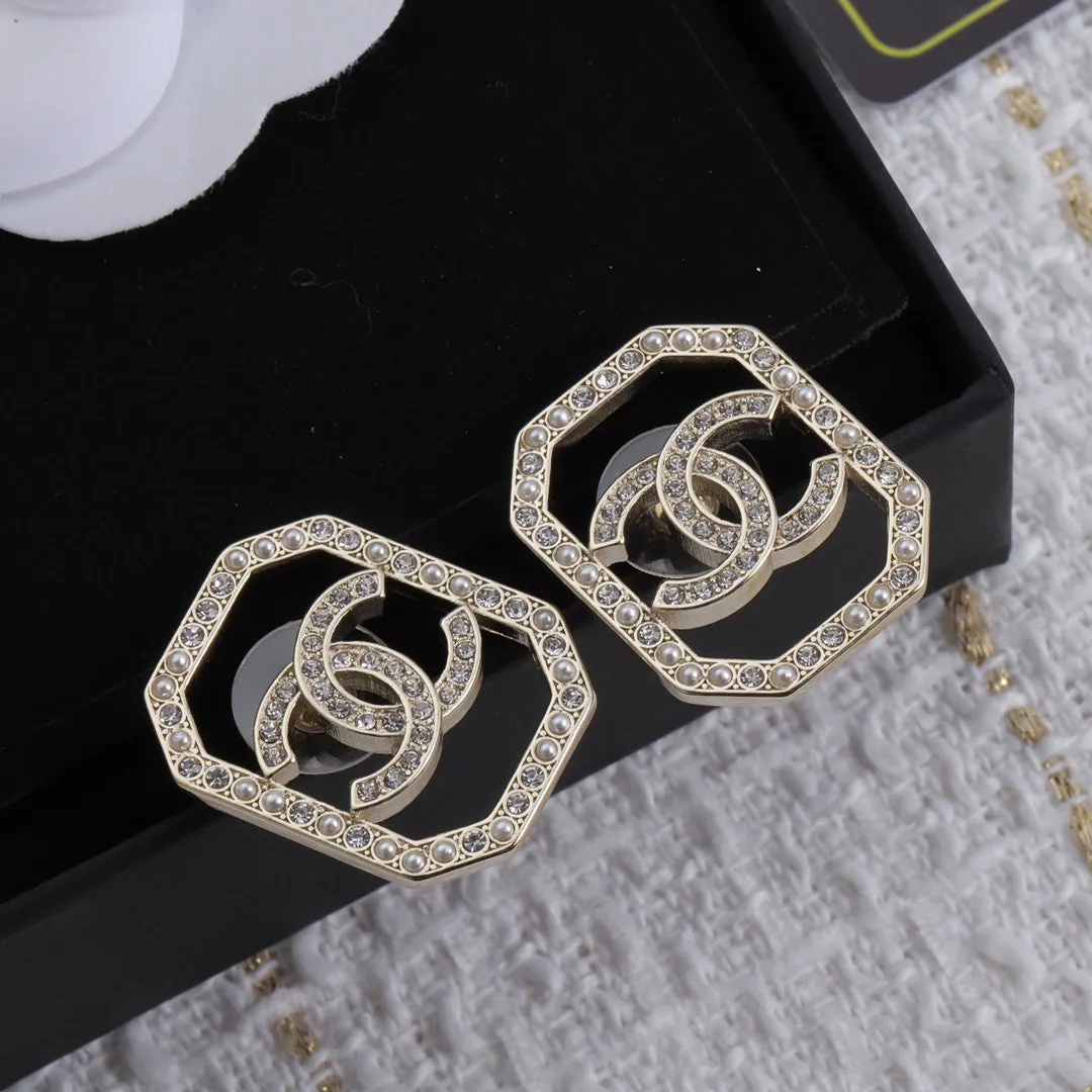 Luxury CC Full Rhinestone Square Earrings