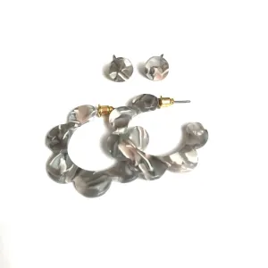 Matching Set Grey & White Hoop Earrings and Studs - Lightweight, Resin, Everyday,  Grey Earrings, Hoop Earrings,Stud Earrings,Jewellery Set