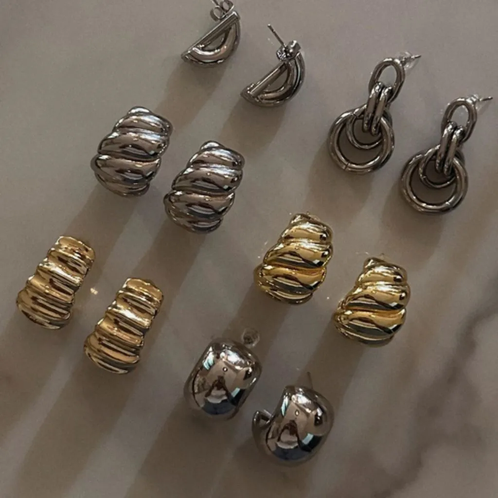 Meredith Hoops