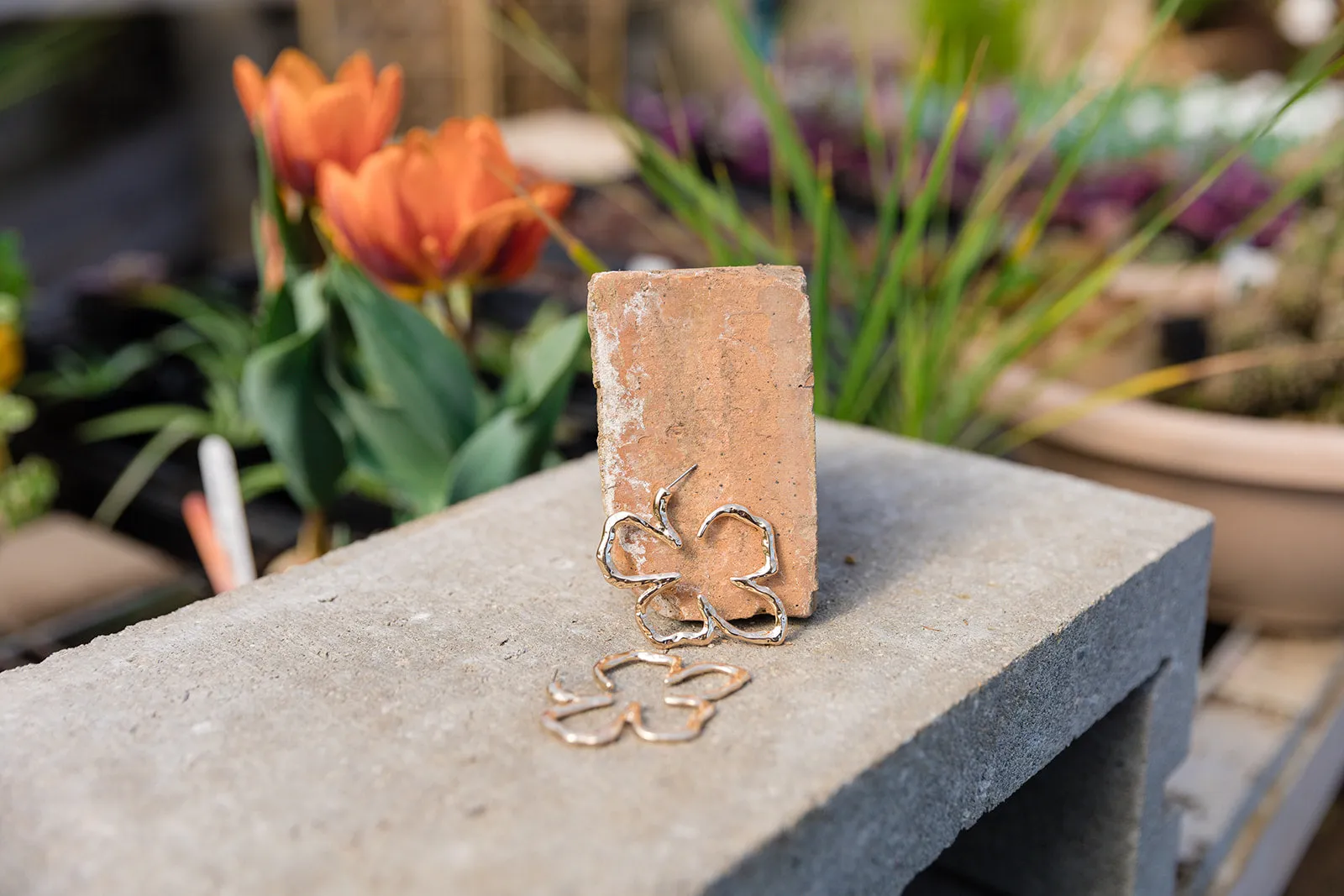 Mila Hammered Flower Hoop Earrings