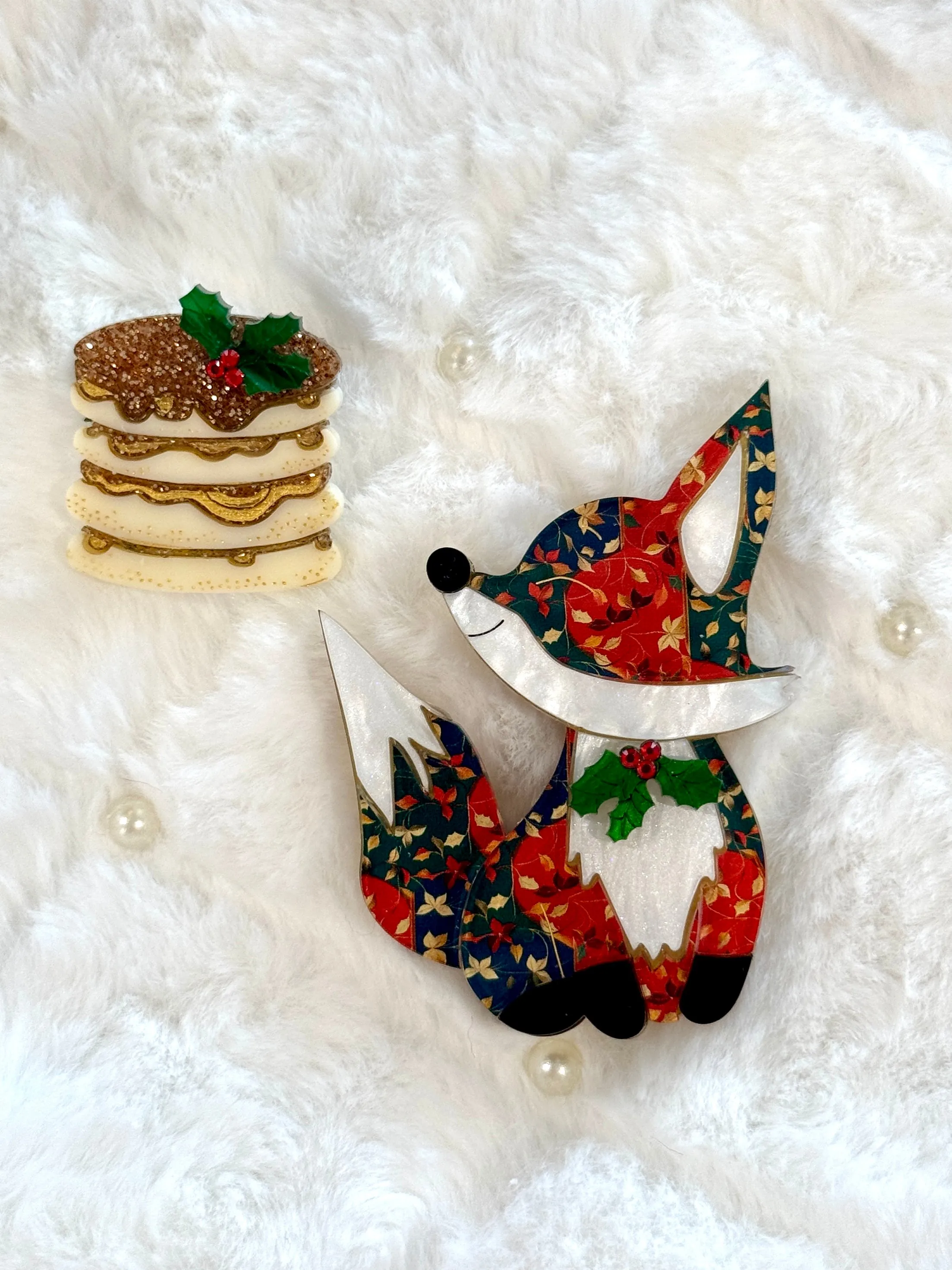 Noel the fox 🦊 - Brooch
