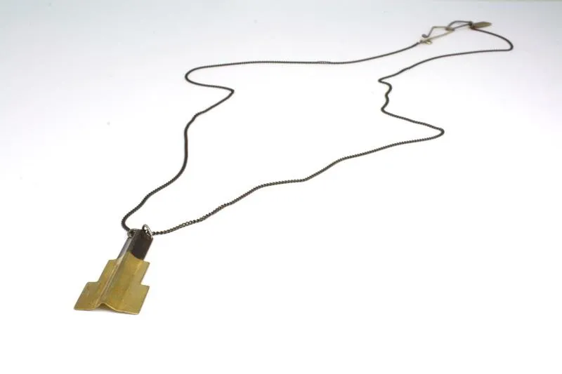 Recast Jagged Plateau necklace