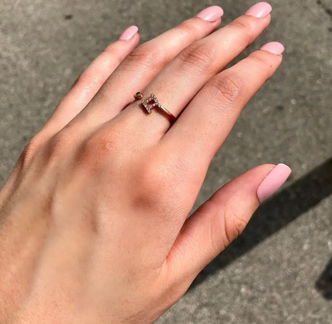 Rose gold rhinestone rings (Select your sign)