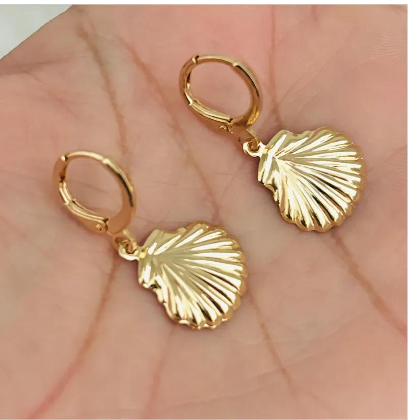 Seashell Hoop Earrings, Seashell Earrings Gold, Huggie Hoops