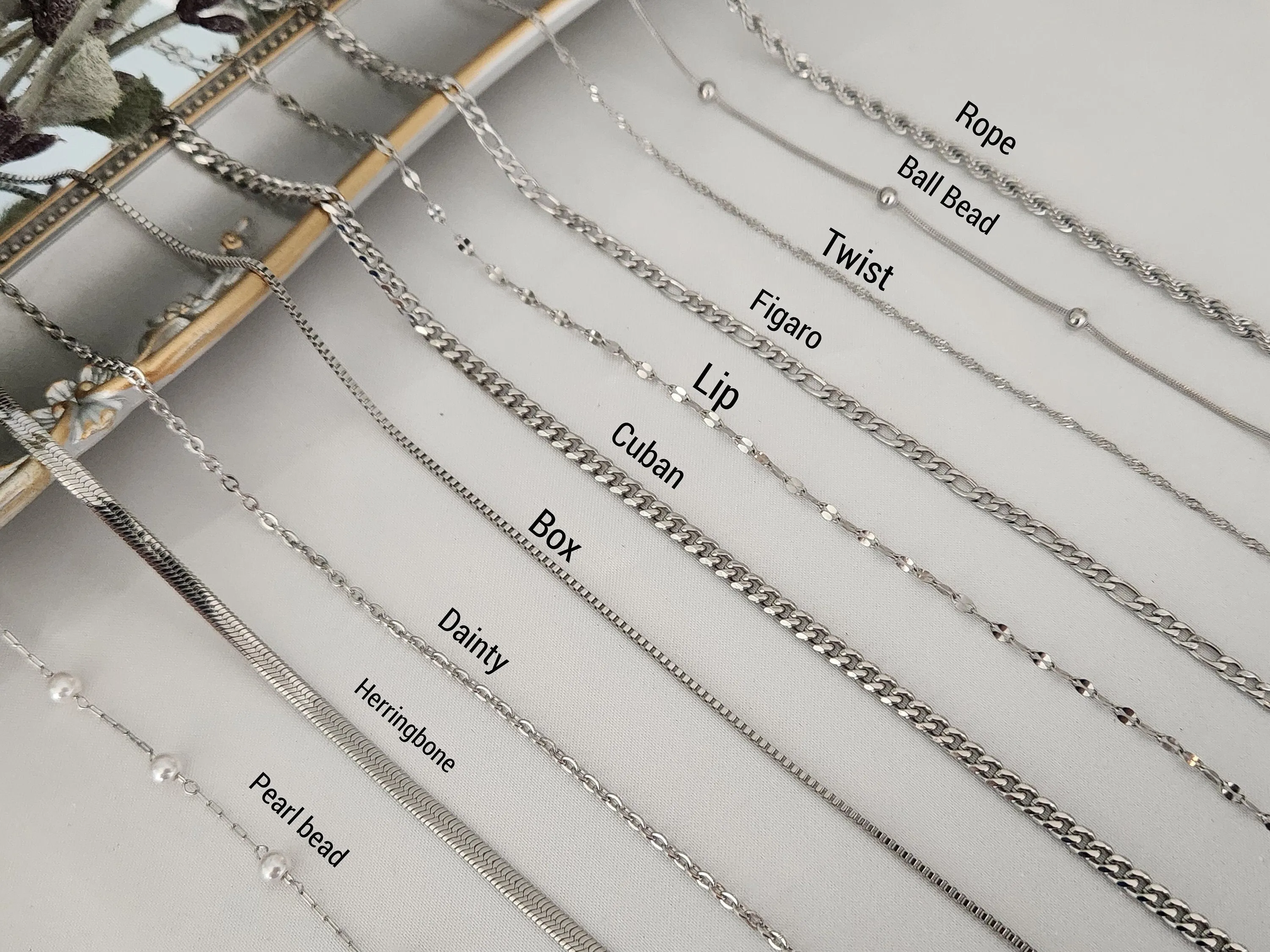 Silver Stainless Steel  Unisex Chain Necklace,WATERPROOF, Men Chain Necklaces, Christmas Gift.