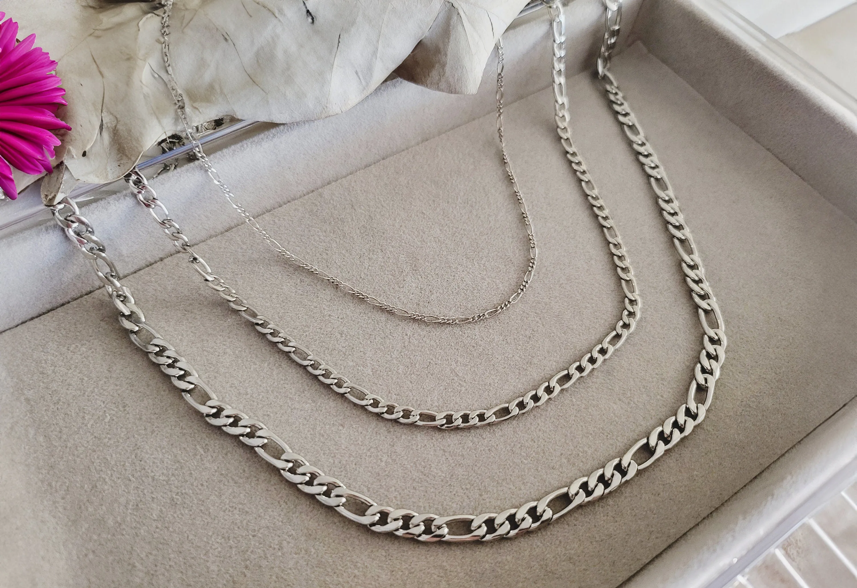 Silver Stainless Steel  Unisex Chain Necklace,WATERPROOF, Men Chain Necklaces, Christmas Gift.