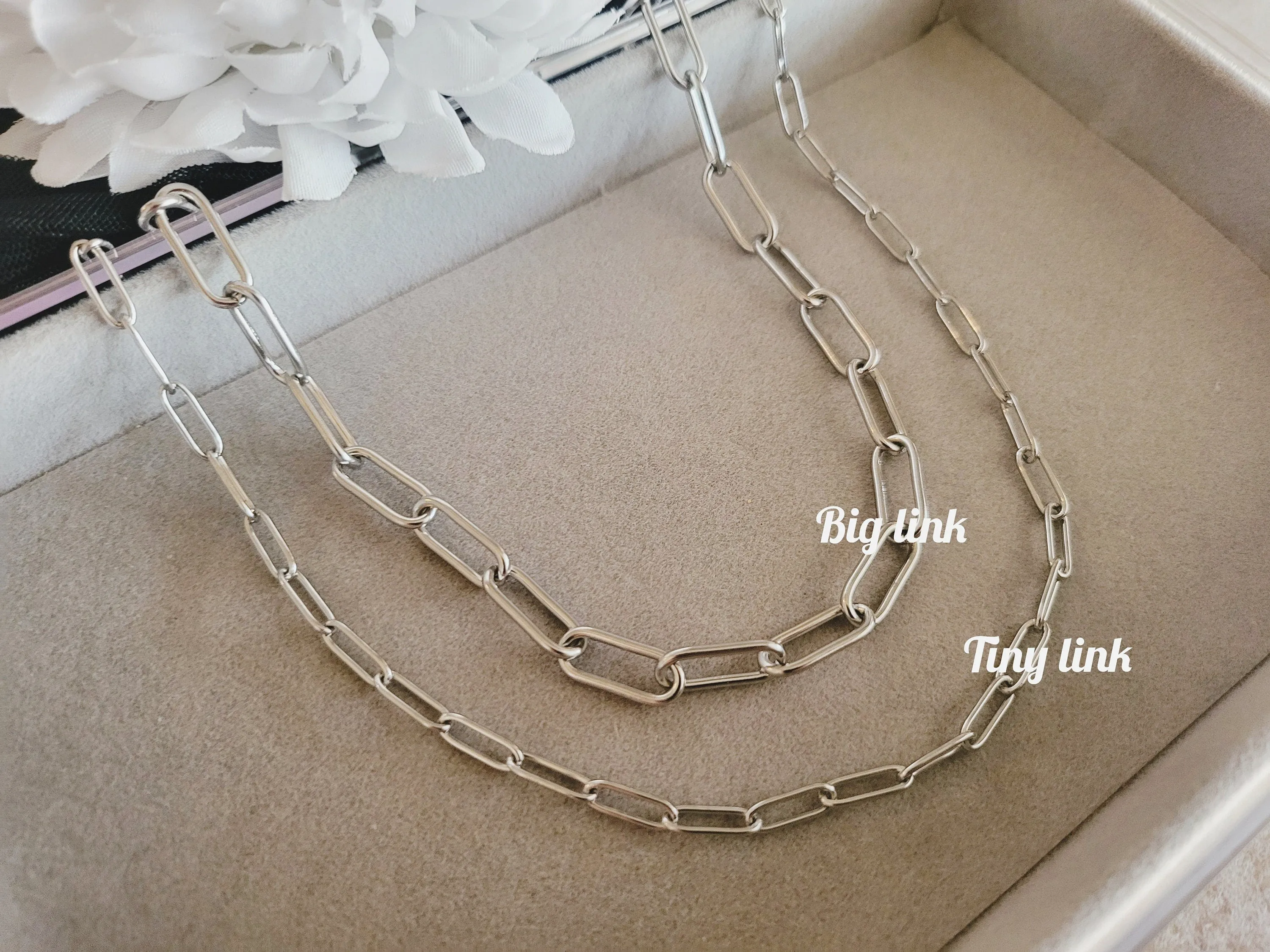Silver Stainless Steel  Unisex Chain Necklace,WATERPROOF, Men Chain Necklaces, Christmas Gift.