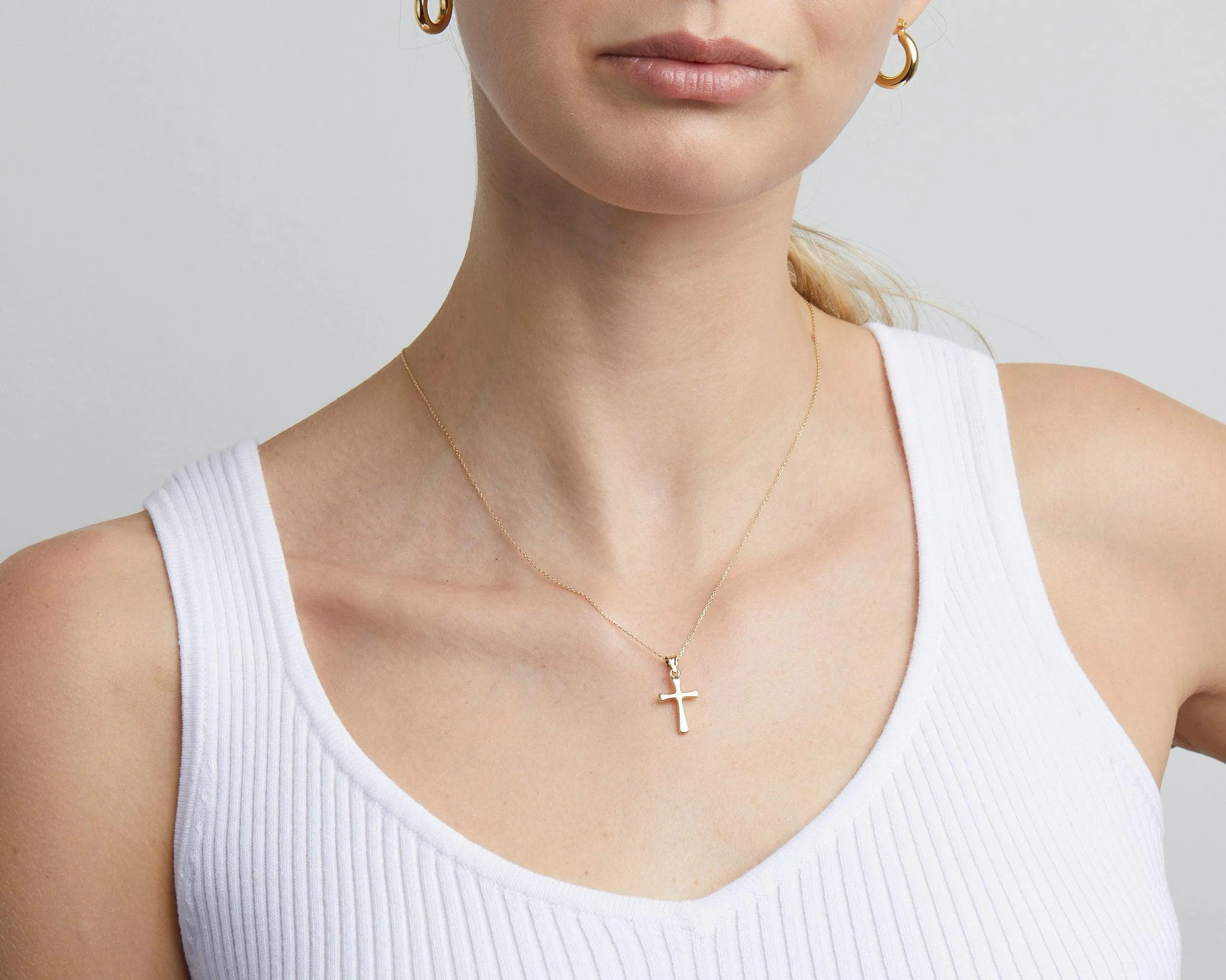 Small Cross Necklace - 18K Gold Vermeil