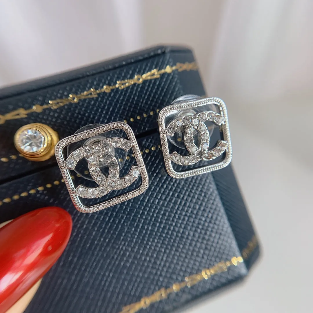 Square Sparkling Earrings