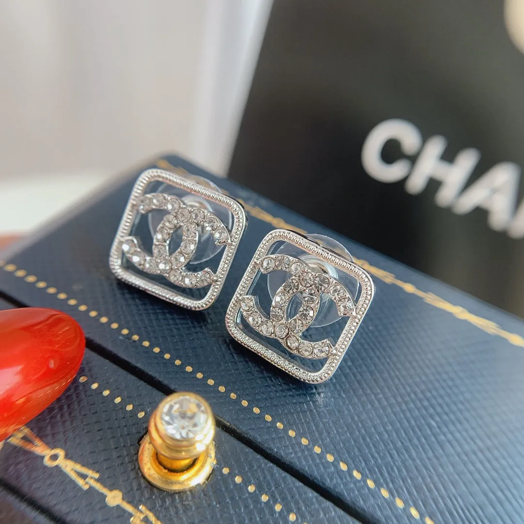 Square Sparkling Earrings