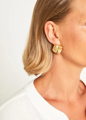 Square twisted earrings