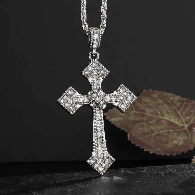 Stainless Steel Cross Pendant Necklaces Classical Sparkling 24K Gold-Plated