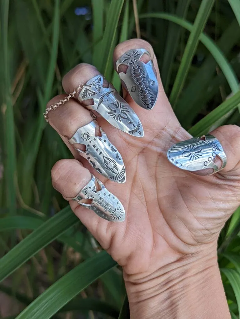 sterling silver nail armor rings - set of 5 with middle finger ring and chain