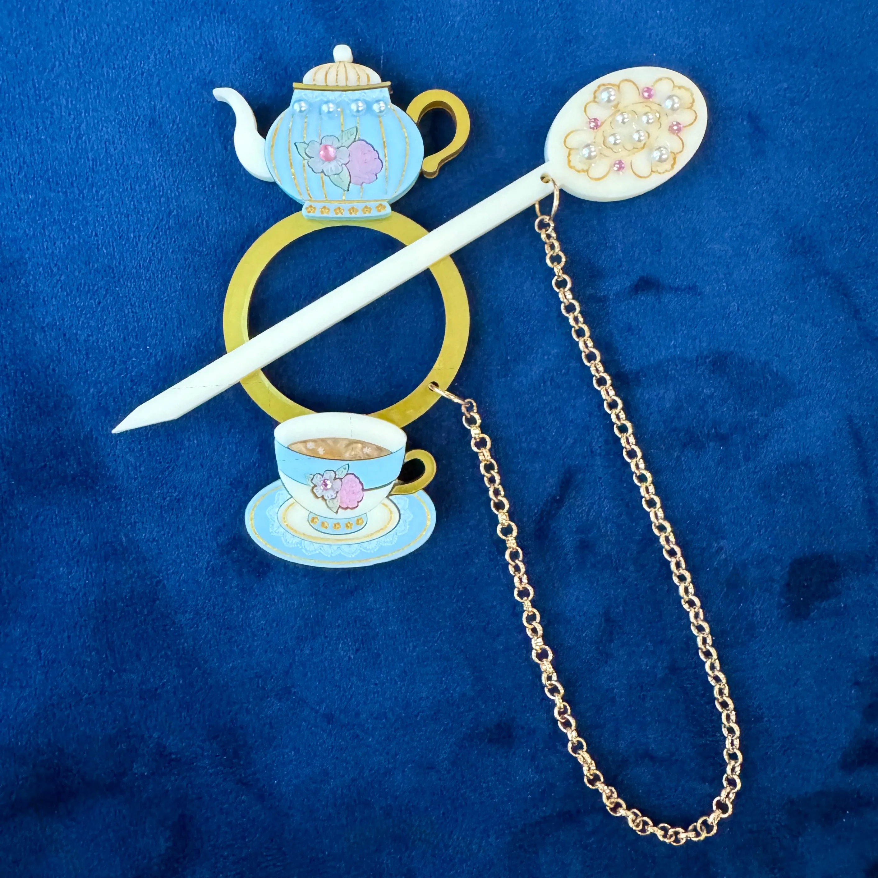 Teatime  - hair accessory