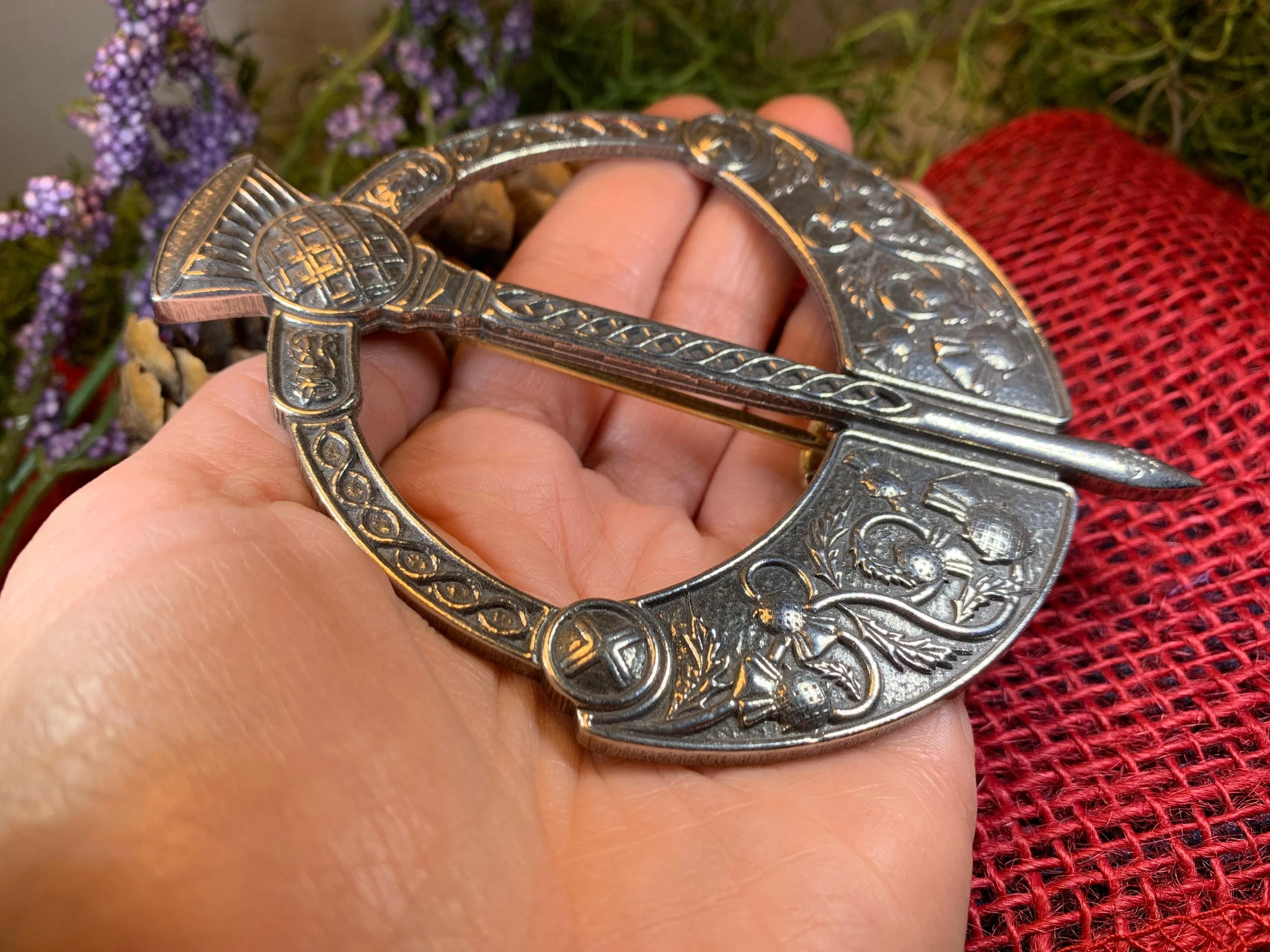 Thistle Penannular Brooch