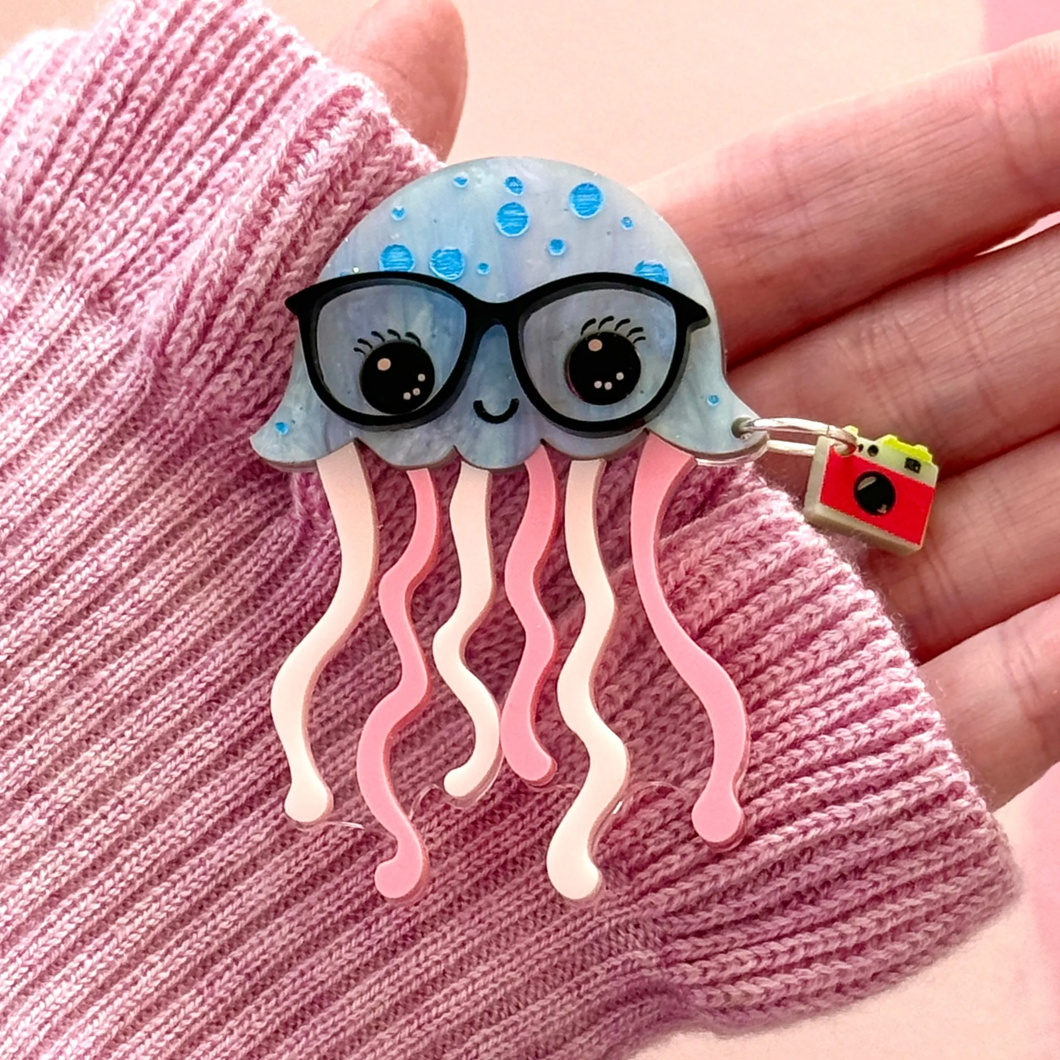 Ziggy the Jellyfish 🪼- Brooch - Set of 2